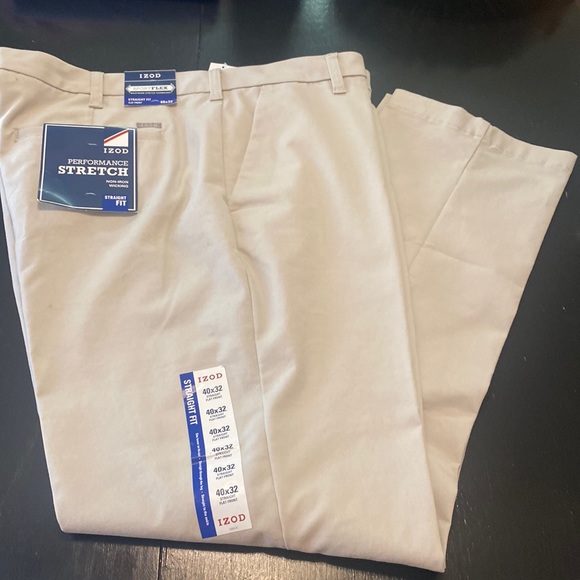 Izod Pants Mens Izod Khaki Pants 4x32 Poshmark